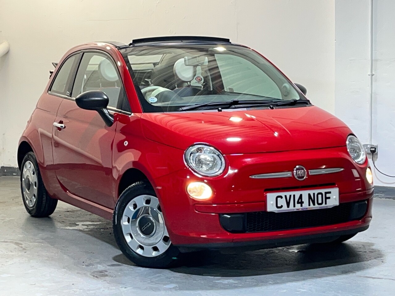 Main listing image - Fiat 500C