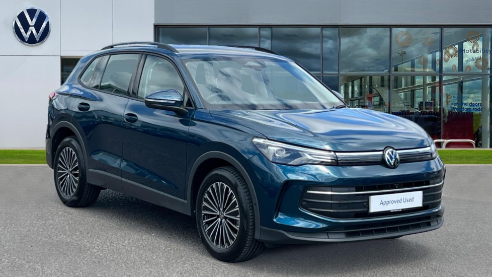 Main listing image - Volkswagen Tiguan