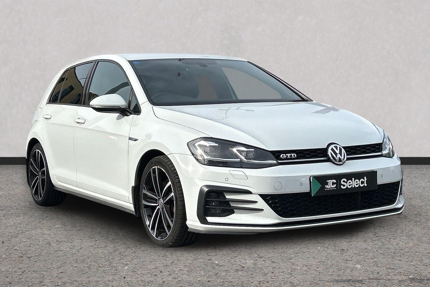 Main listing image - Volkswagen Golf