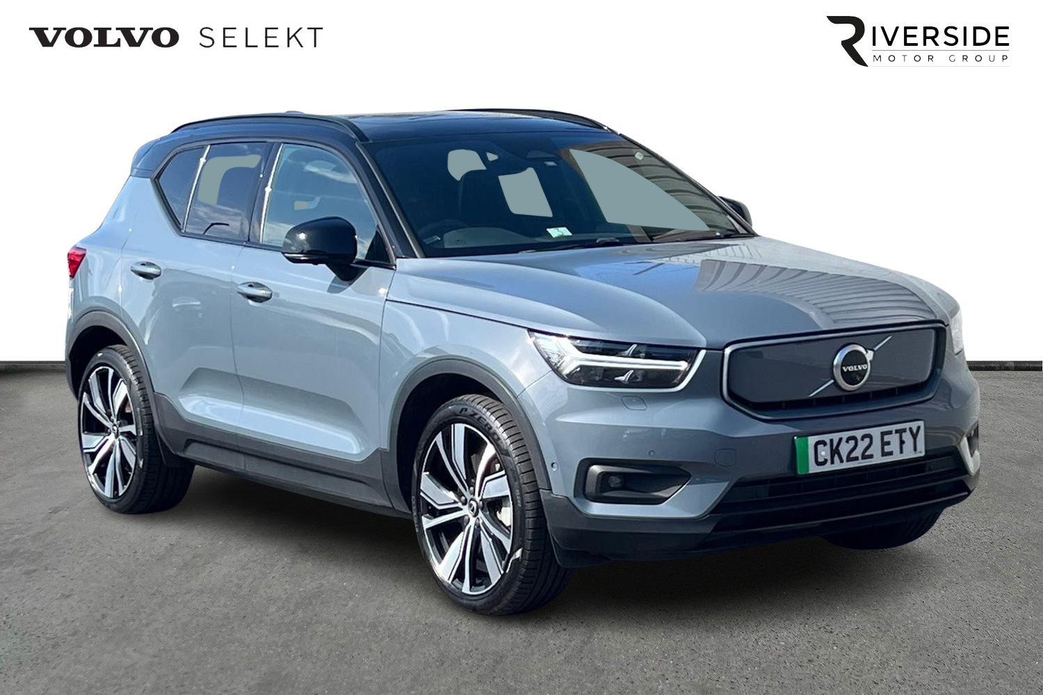 Main listing image - Volvo XC40 Recharge