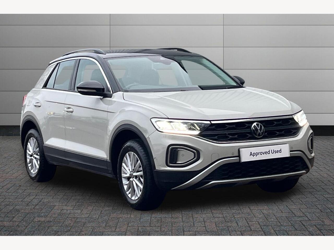 Main listing image - Volkswagen T-Roc