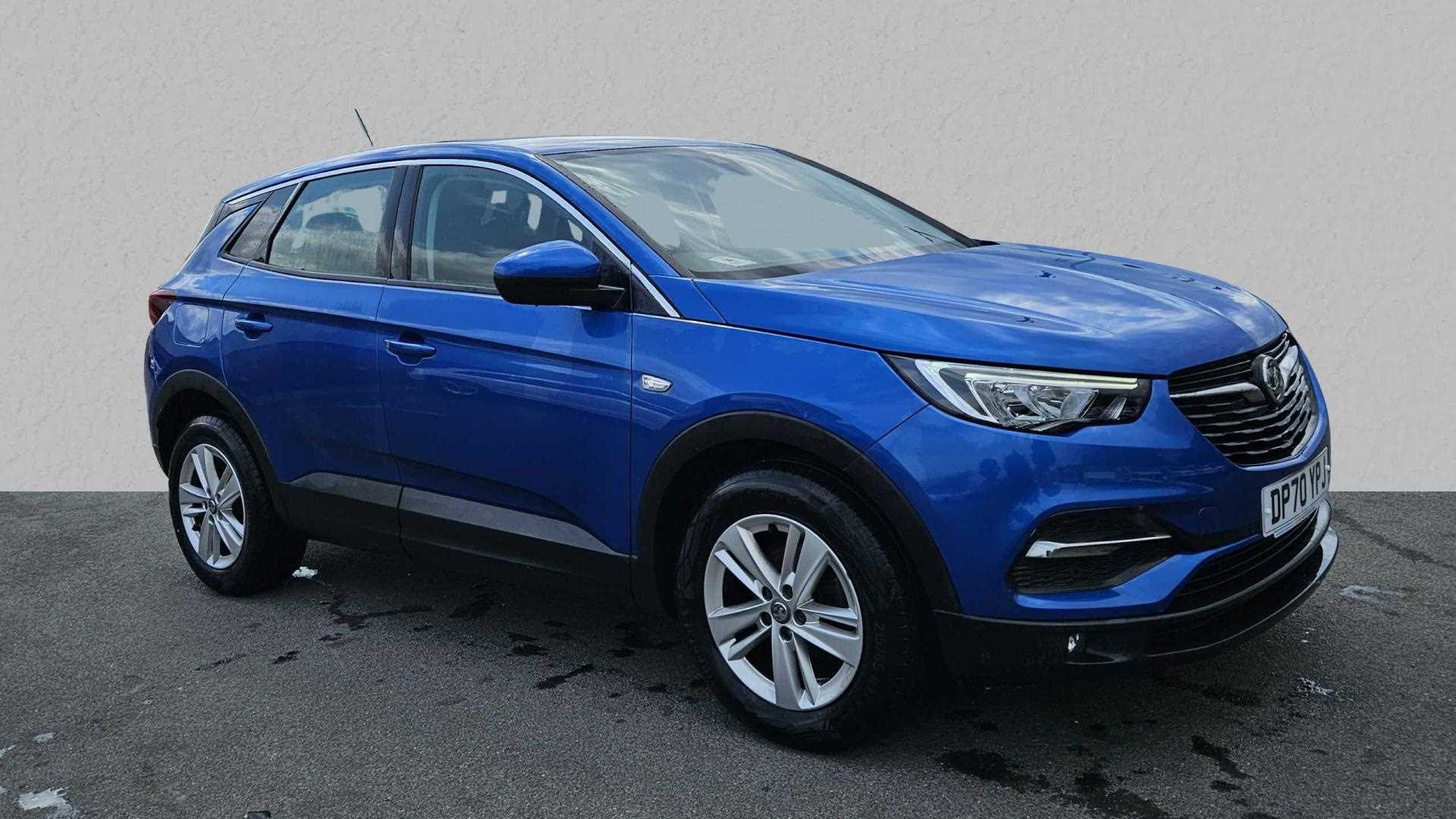 Main listing image - Vauxhall Grandland X