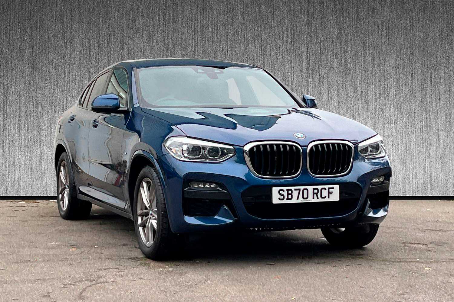 Main listing image - BMW X4