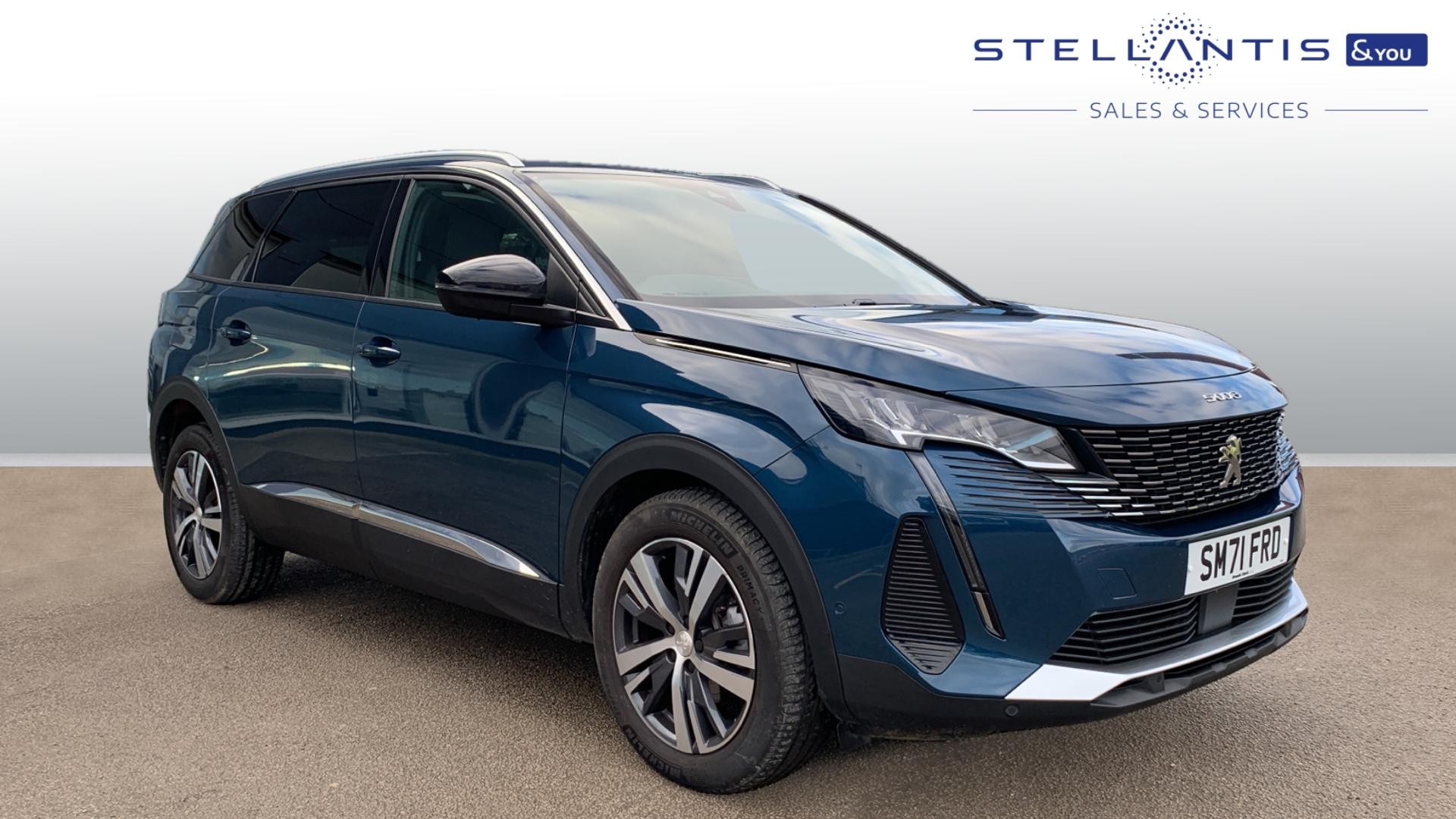 Main listing image - Peugeot 5008