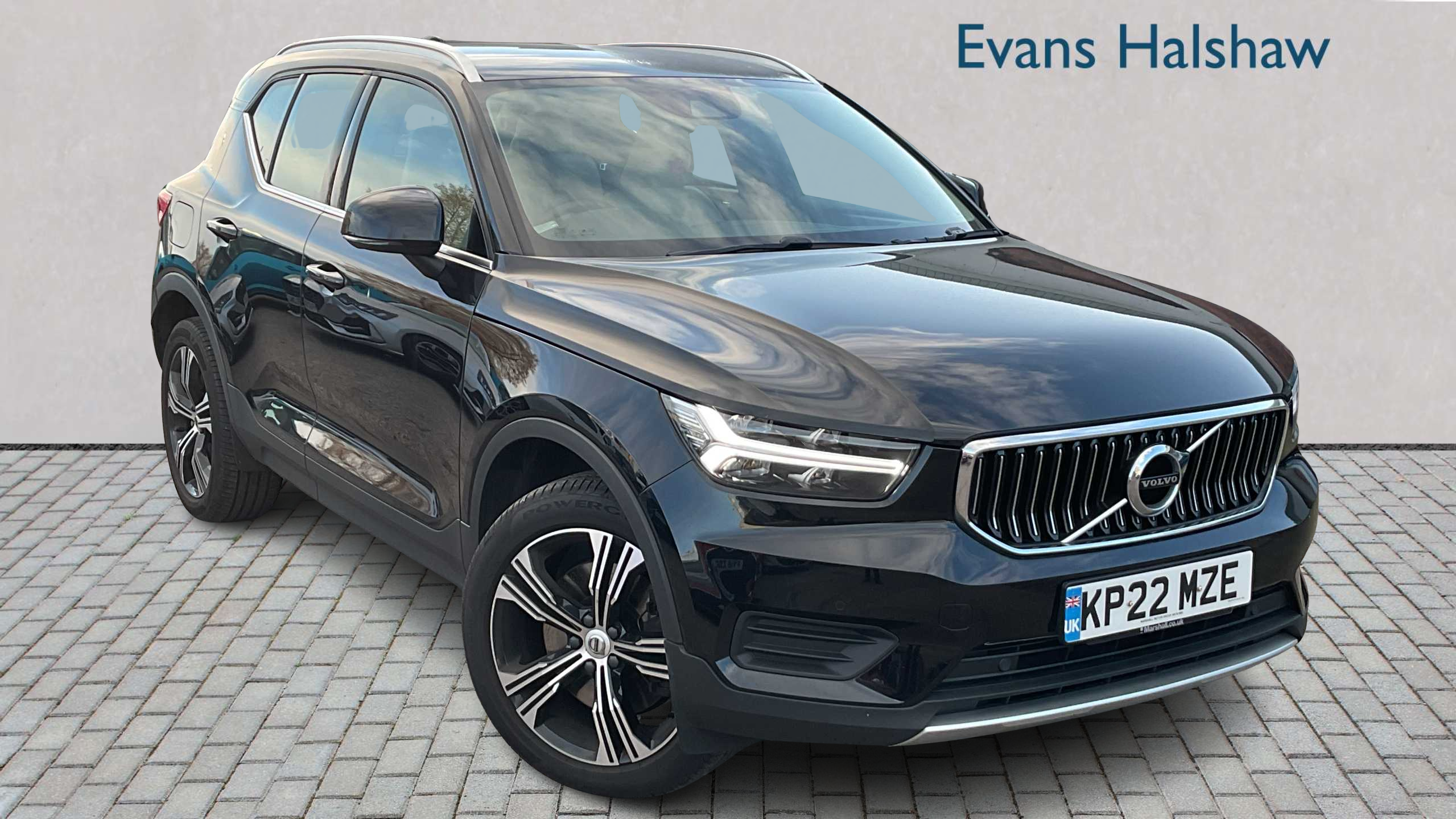 Main listing image - Volvo XC40 Recharge