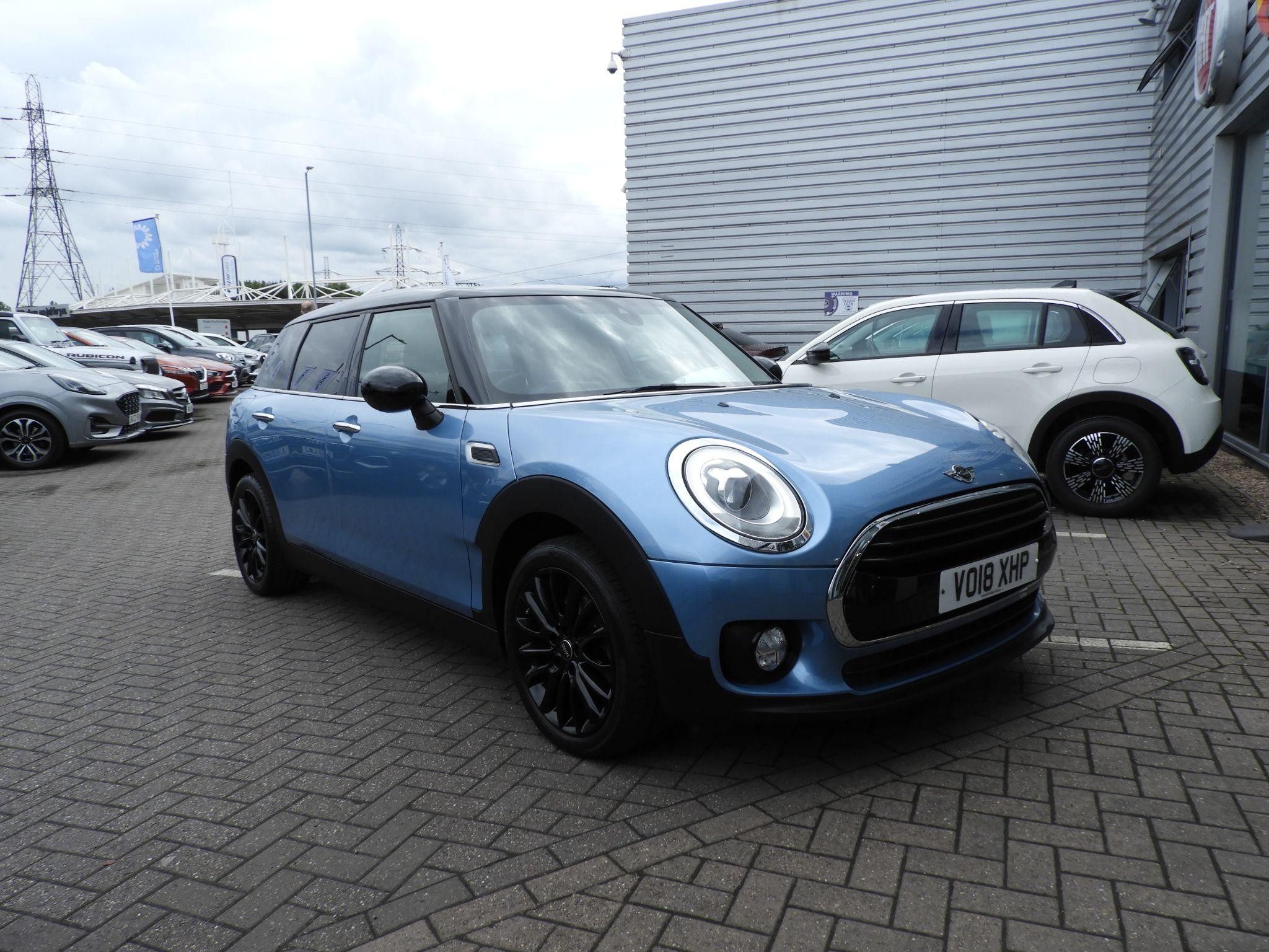 Main listing image - MINI Clubman