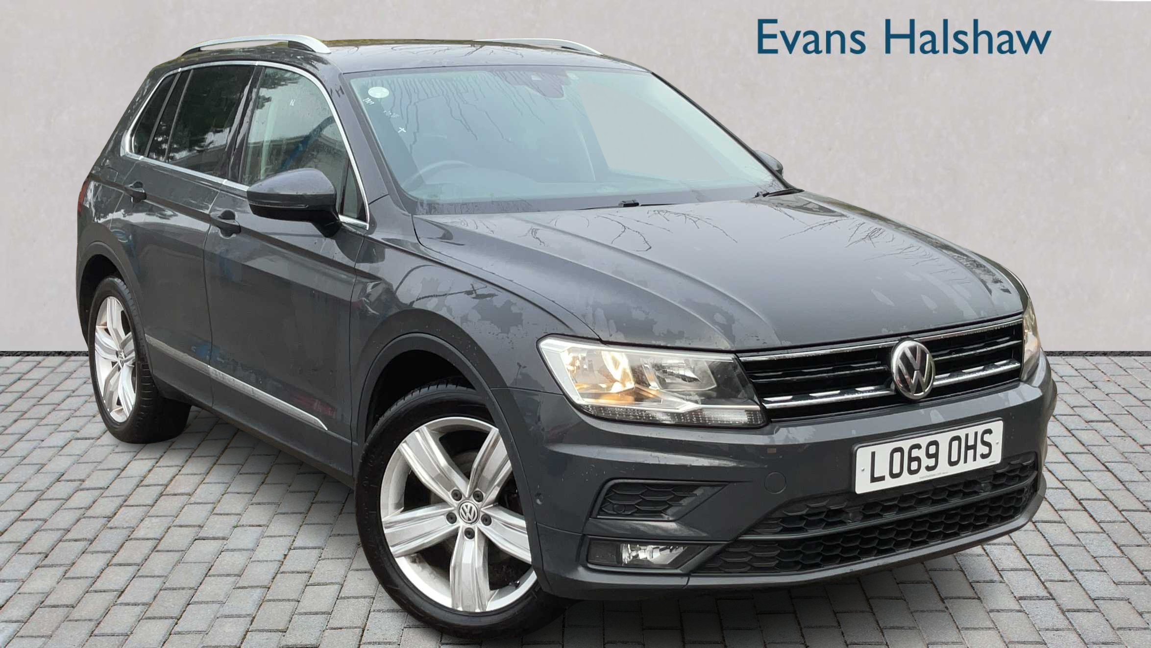 Main listing image - Volkswagen Tiguan