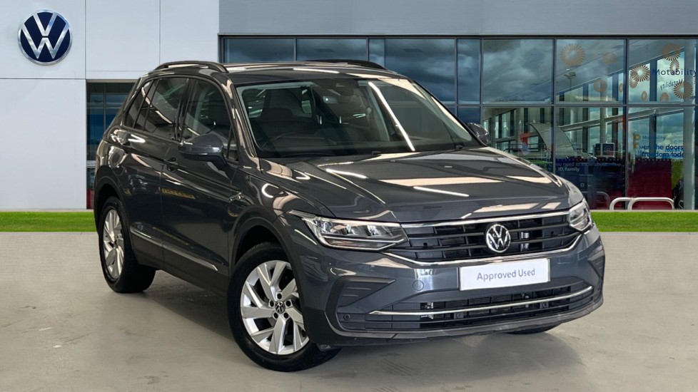 Main listing image - Volkswagen Tiguan