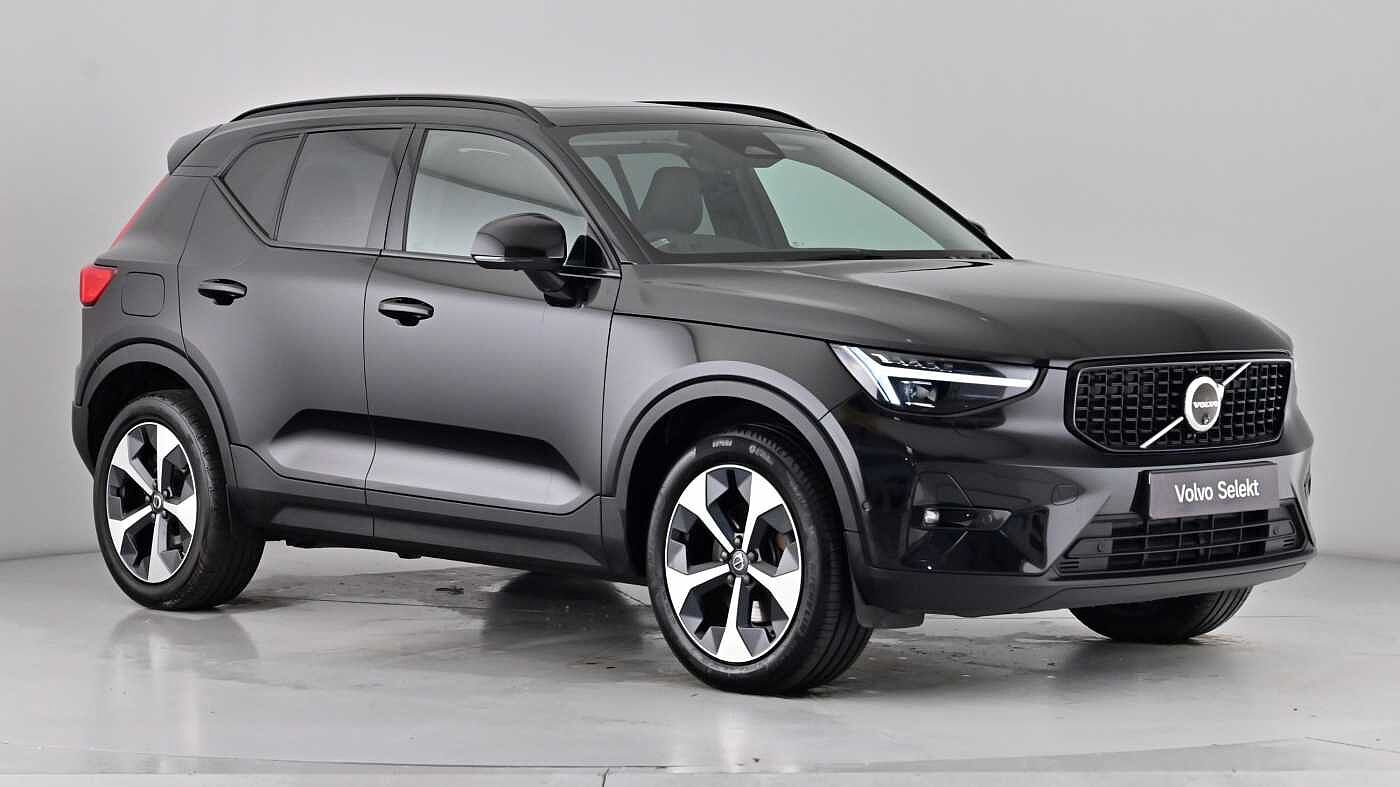 Main listing image - Volvo XC40