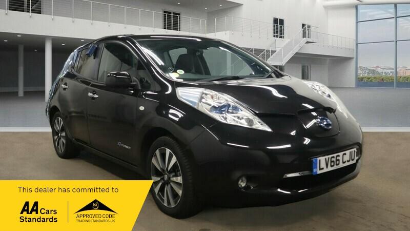 Main listing image - Nissan Leaf
