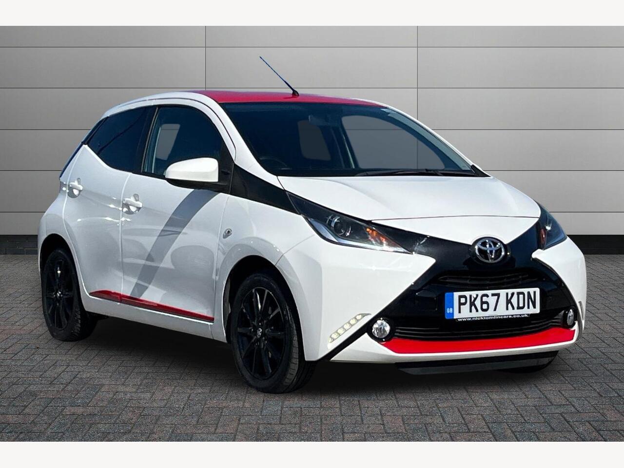 Main listing image - Toyota Aygo