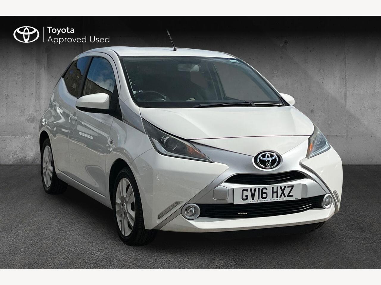 Main listing image - Toyota Aygo