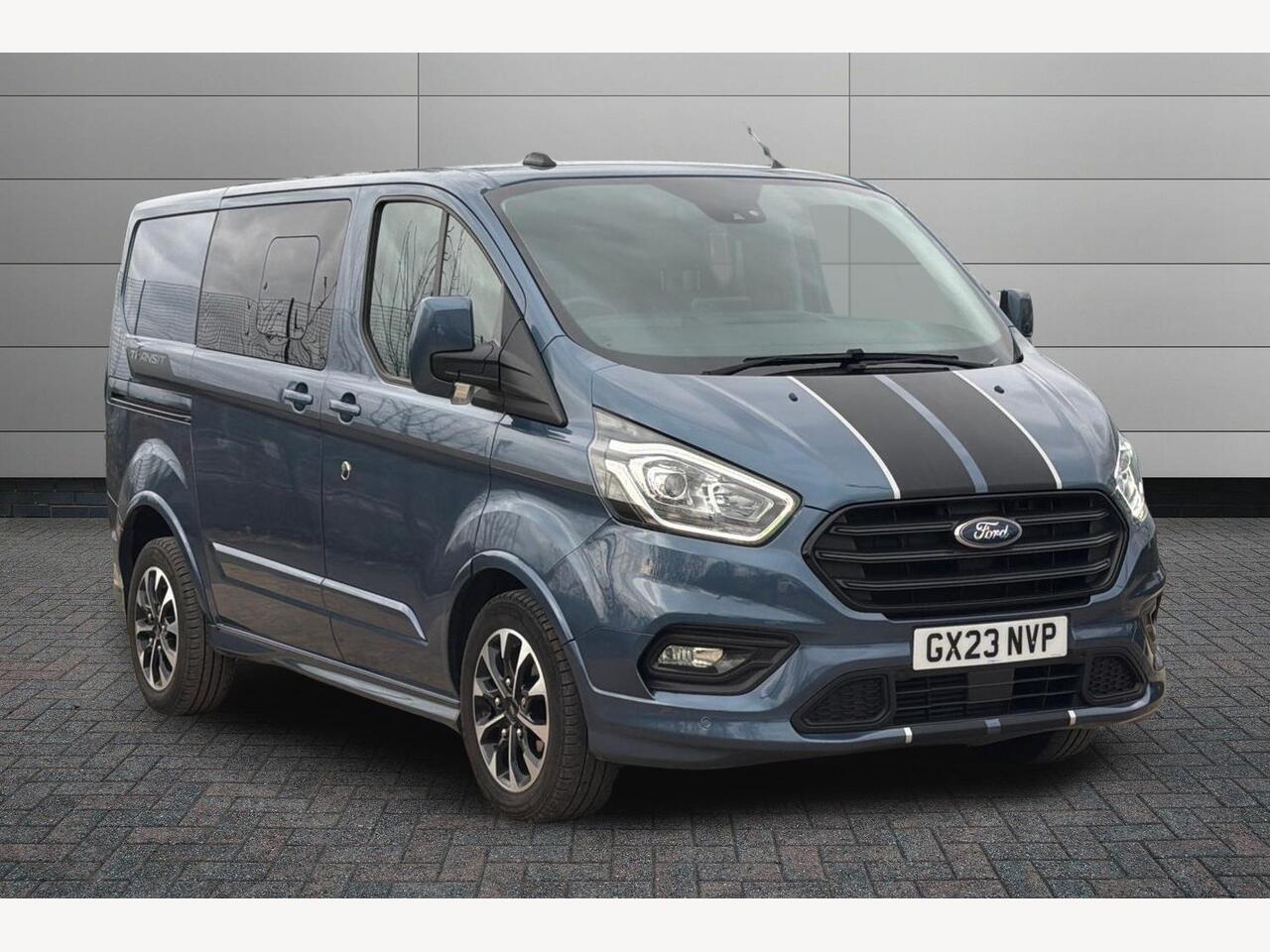 Main listing image - Ford Transit Custom
