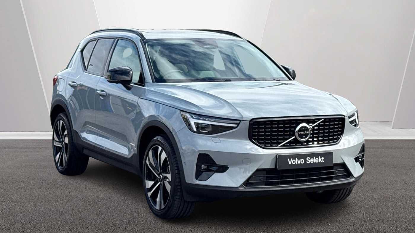 Main listing image - Volvo XC40