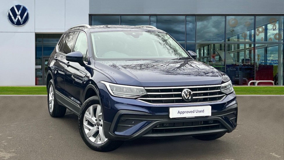 Main listing image - Volkswagen Tiguan Allspace