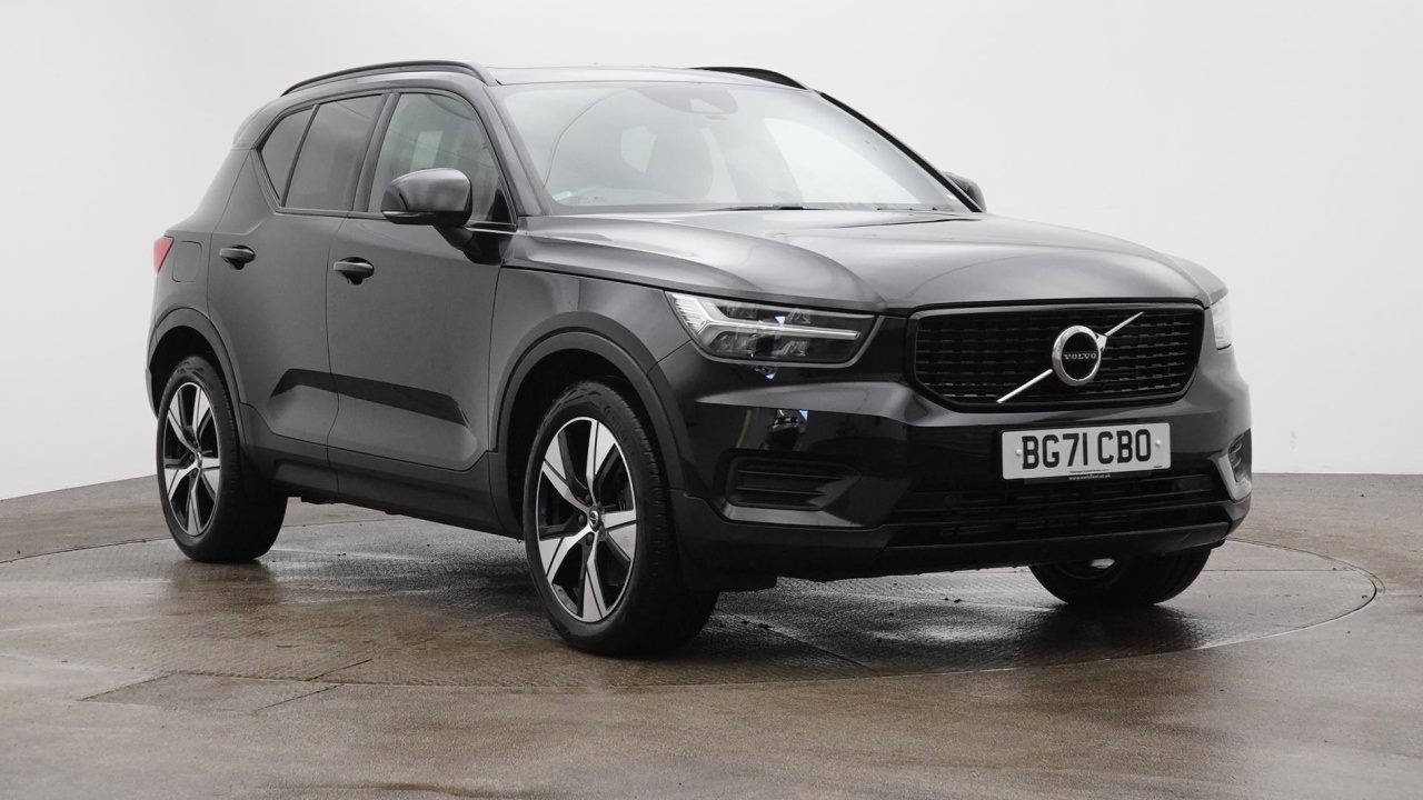 Main listing image - Volvo XC40 Recharge