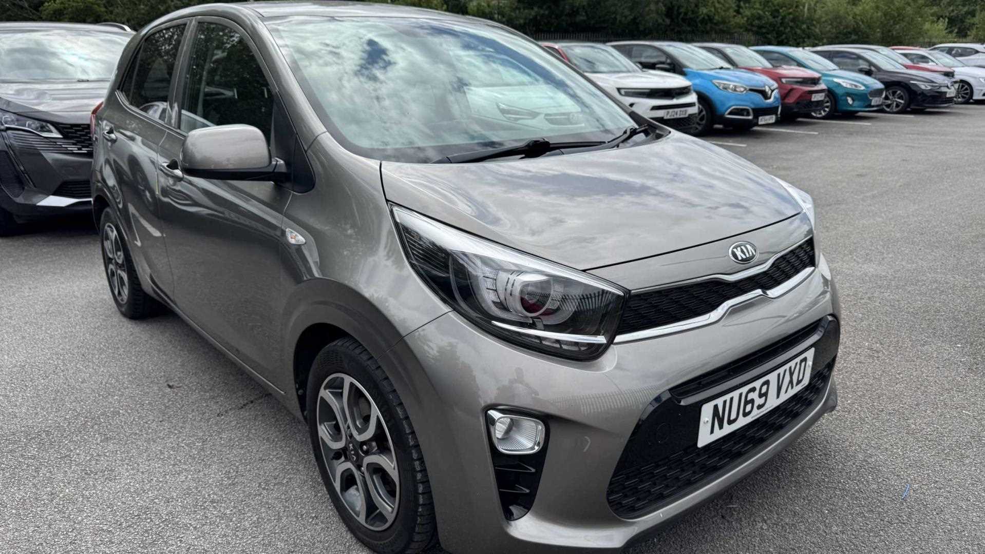 Main listing image - Kia Picanto
