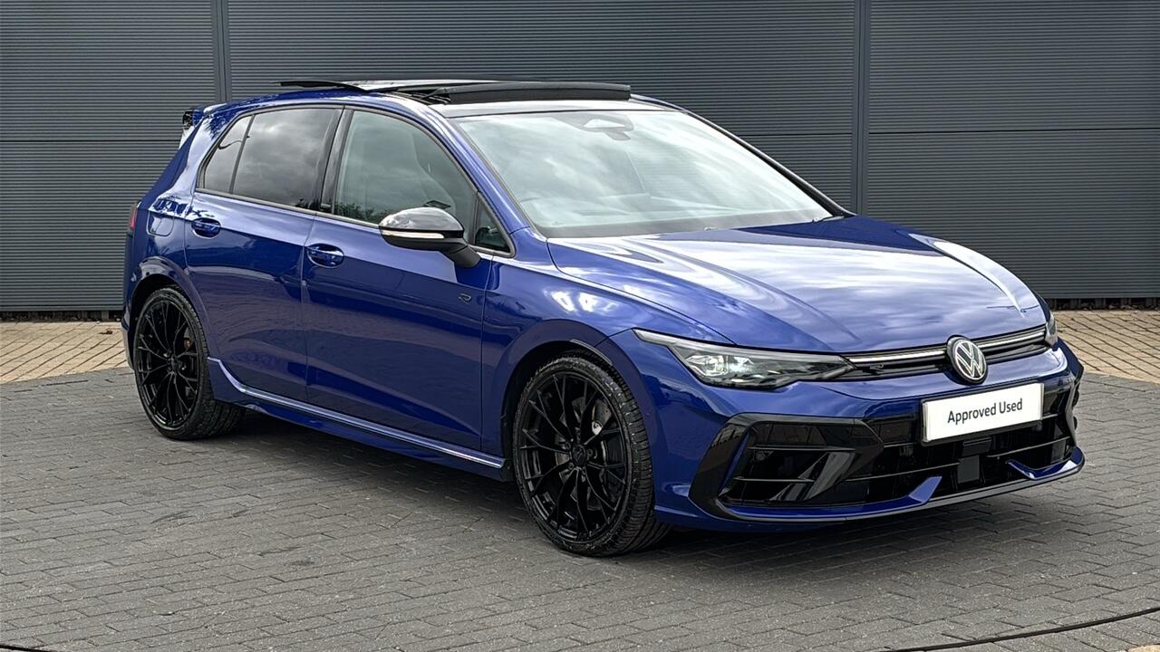 Main listing image - Volkswagen Golf