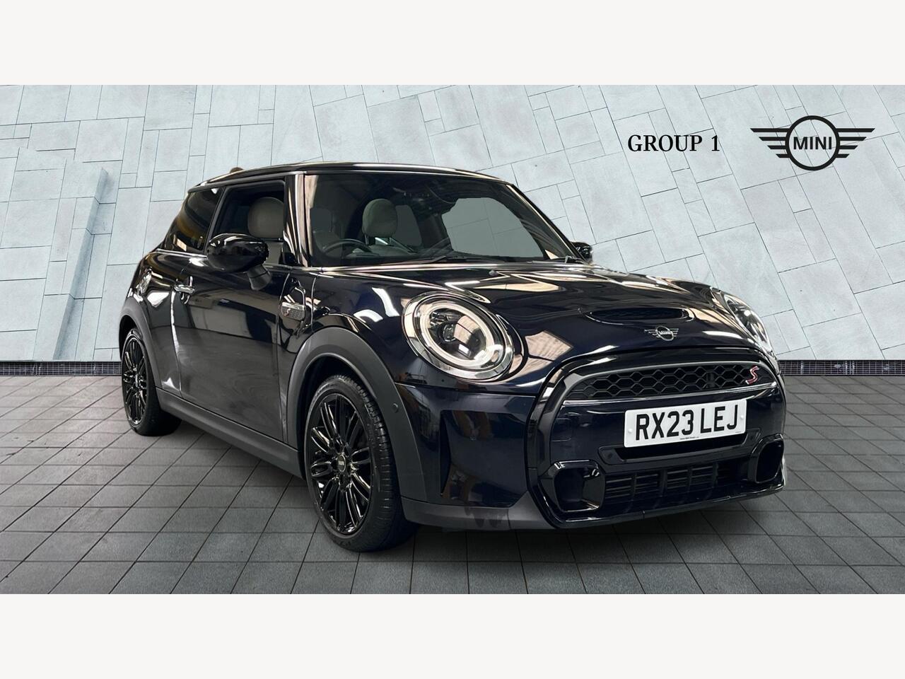 Main listing image - MINI Hatchback