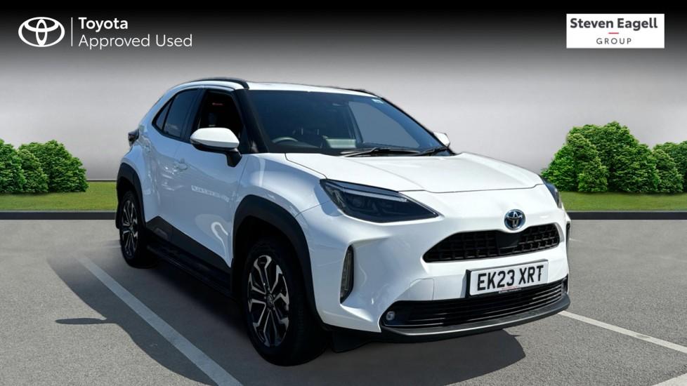 Main listing image - Toyota Yaris Cross