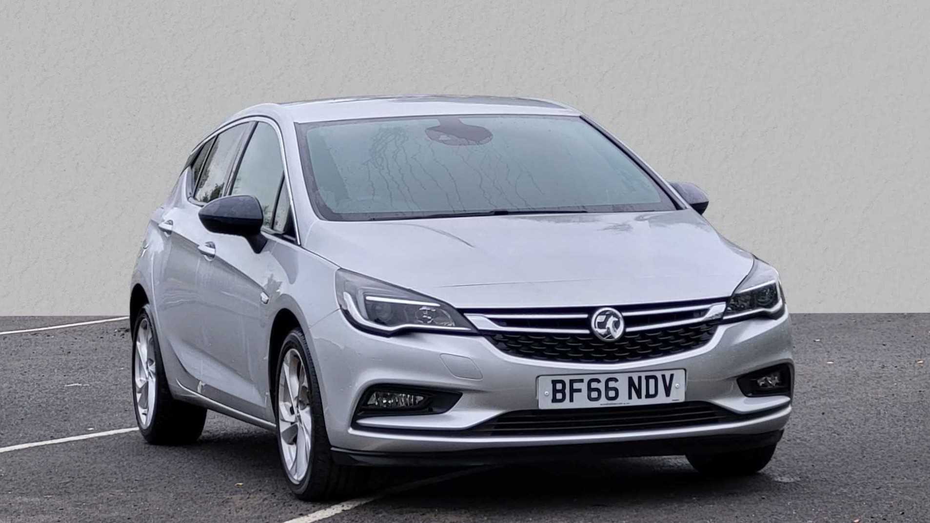 Main listing image - Vauxhall Astra