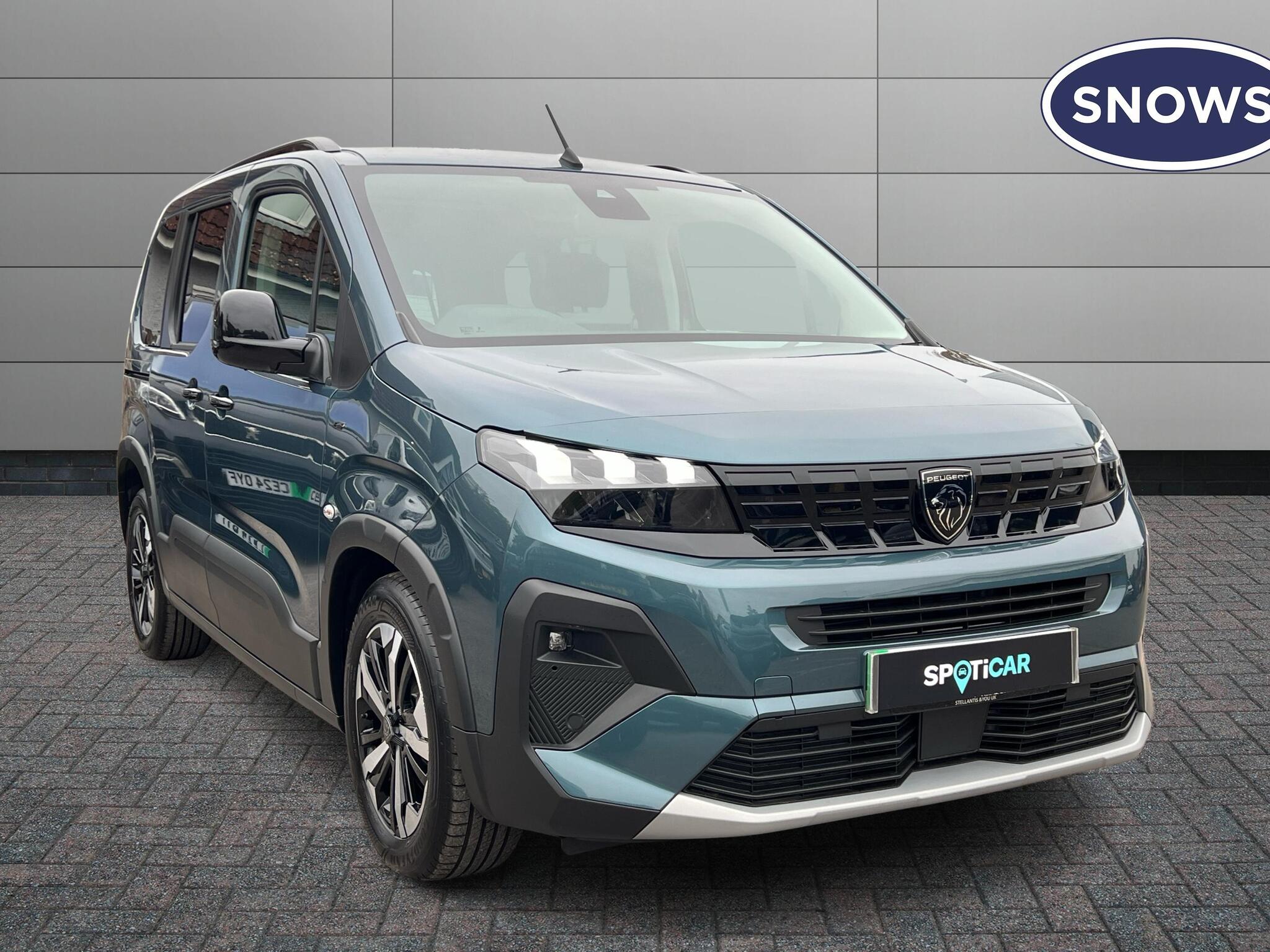 Main listing image - Peugeot Rifter