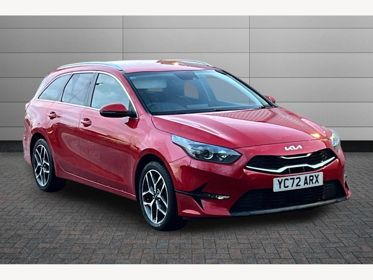 Main listing image - Kia Ceed SW