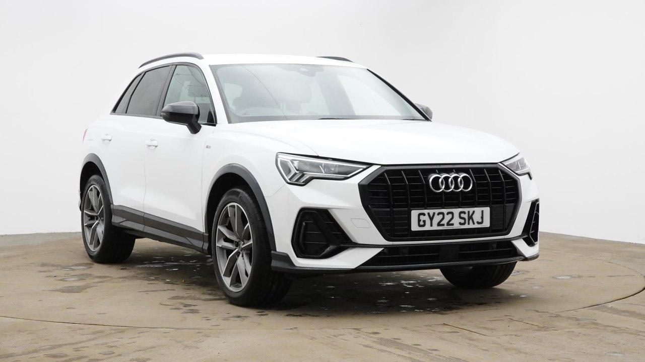 Main listing image - Audi Q3