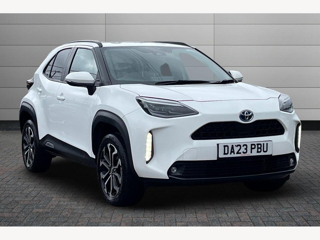 Main listing image - Toyota Yaris Cross