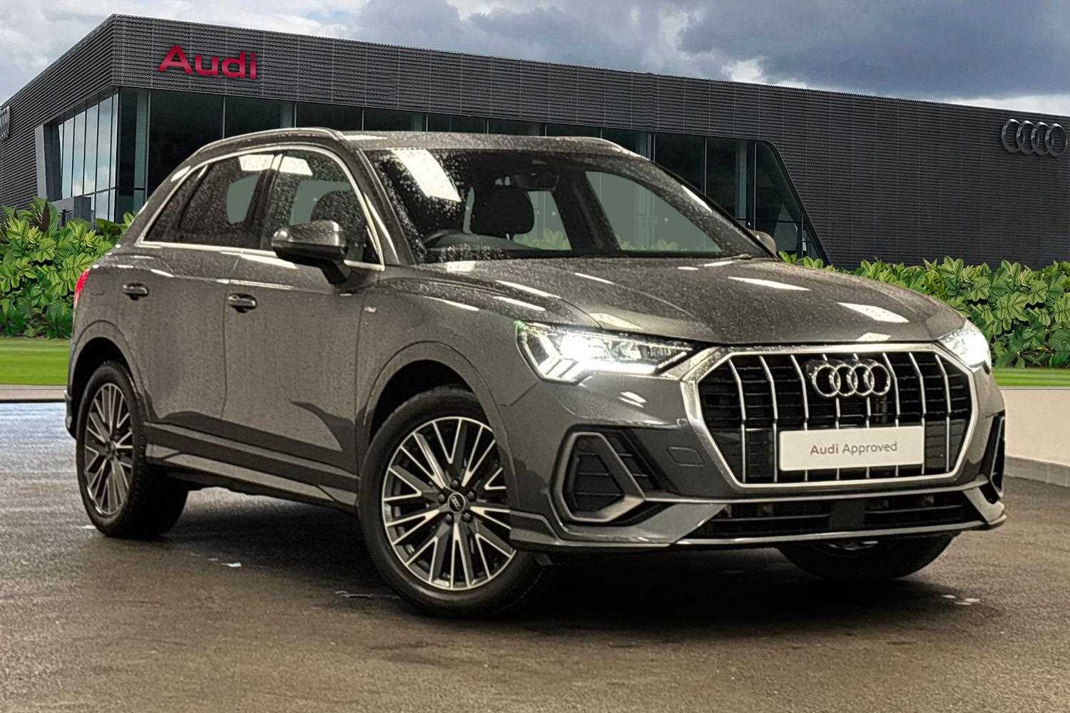 Main listing image - Audi Q3