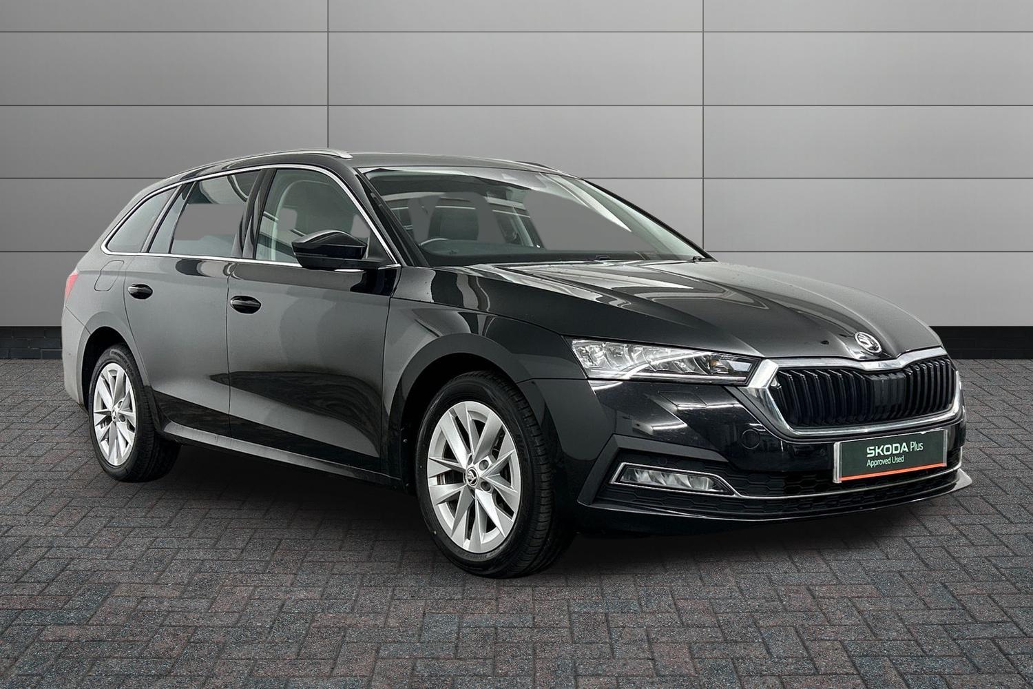 Main listing image - Skoda Octavia Estate
