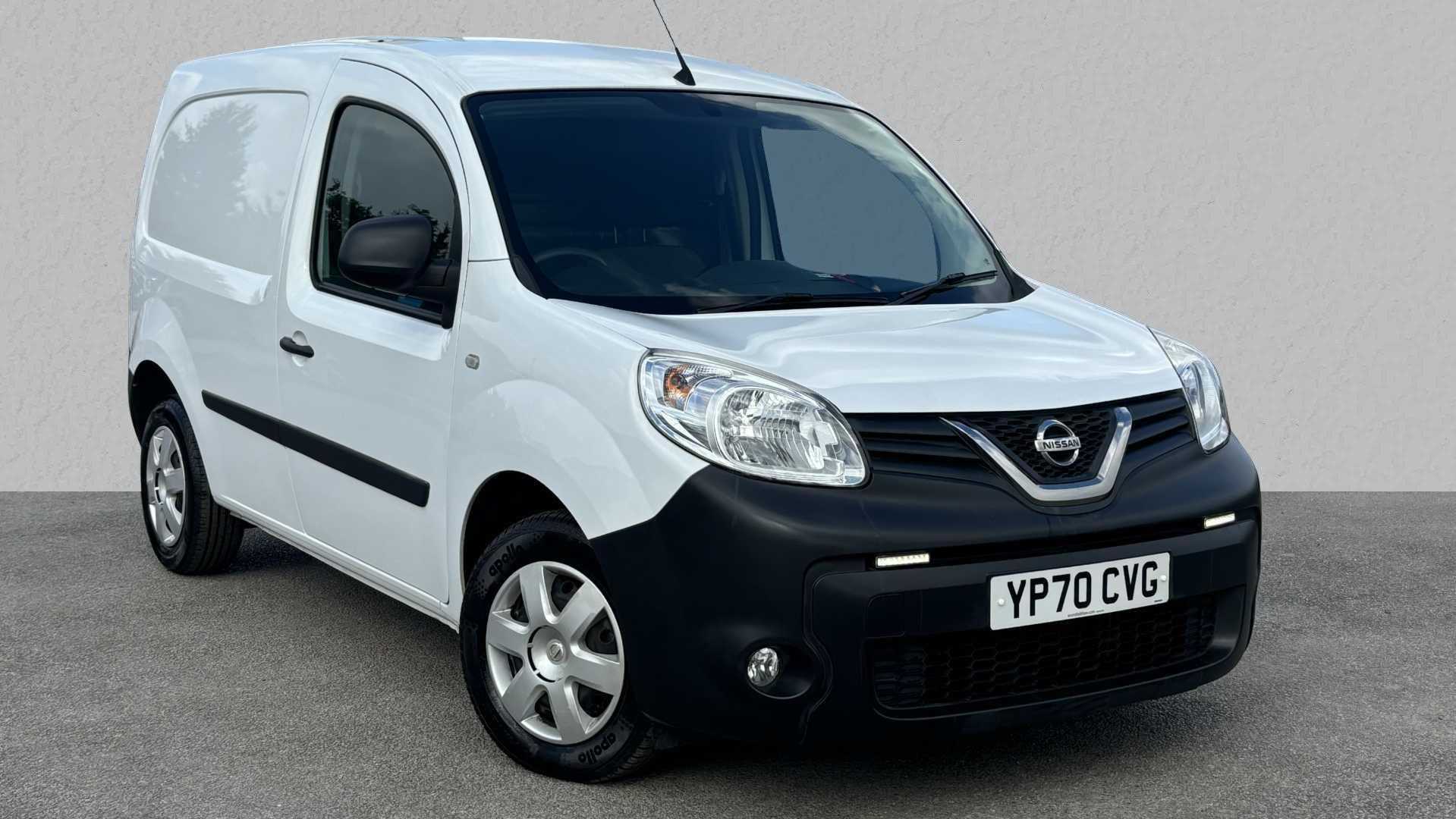 Main listing image - Nissan NV250