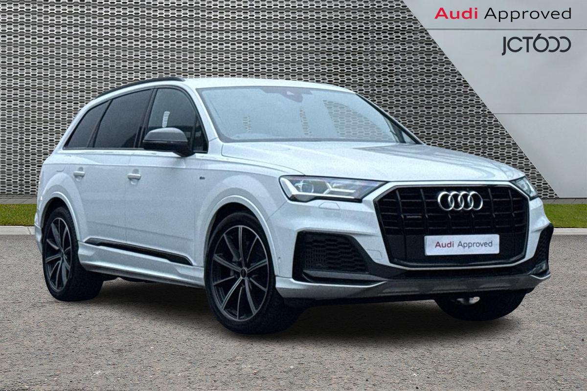 Main listing image - Audi Q7