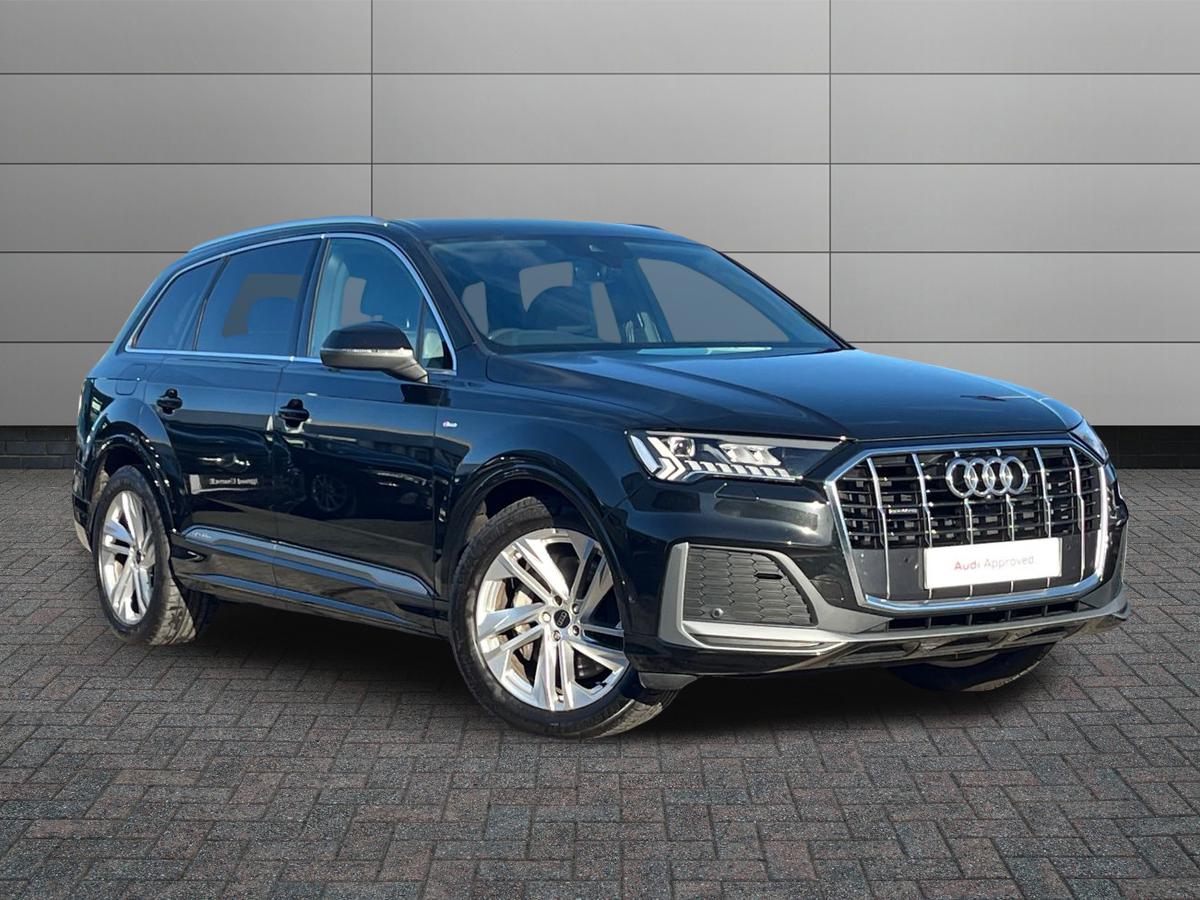 Main listing image - Audi Q7