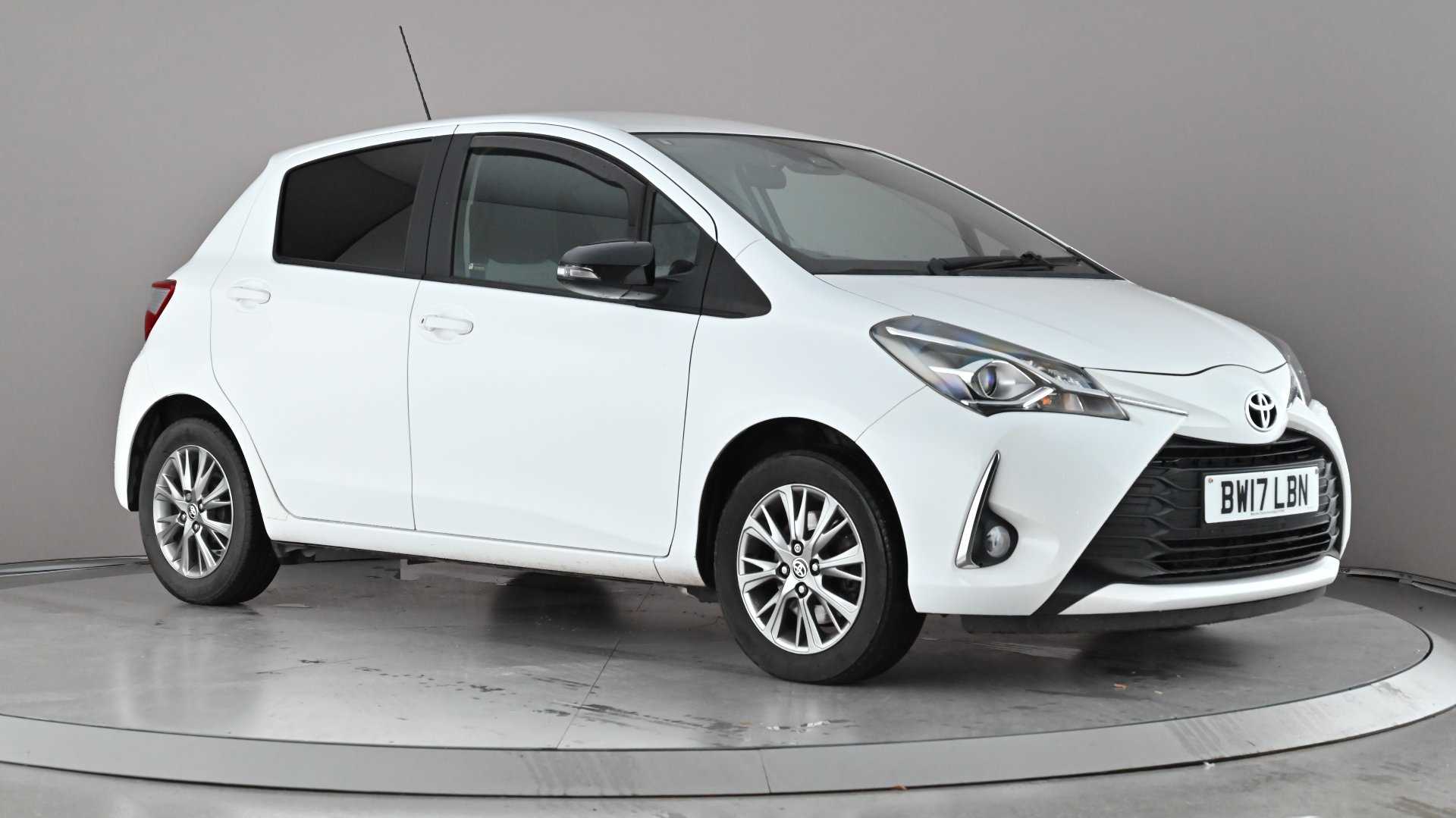 Main listing image - Toyota Yaris