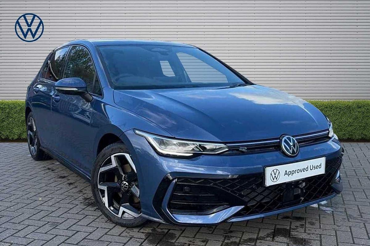 Main listing image - Volkswagen Golf
