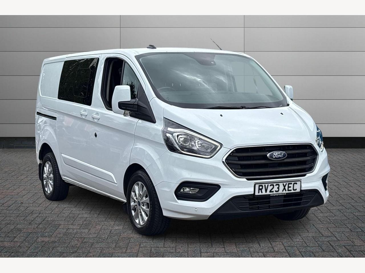Main listing image - Ford Transit Custom