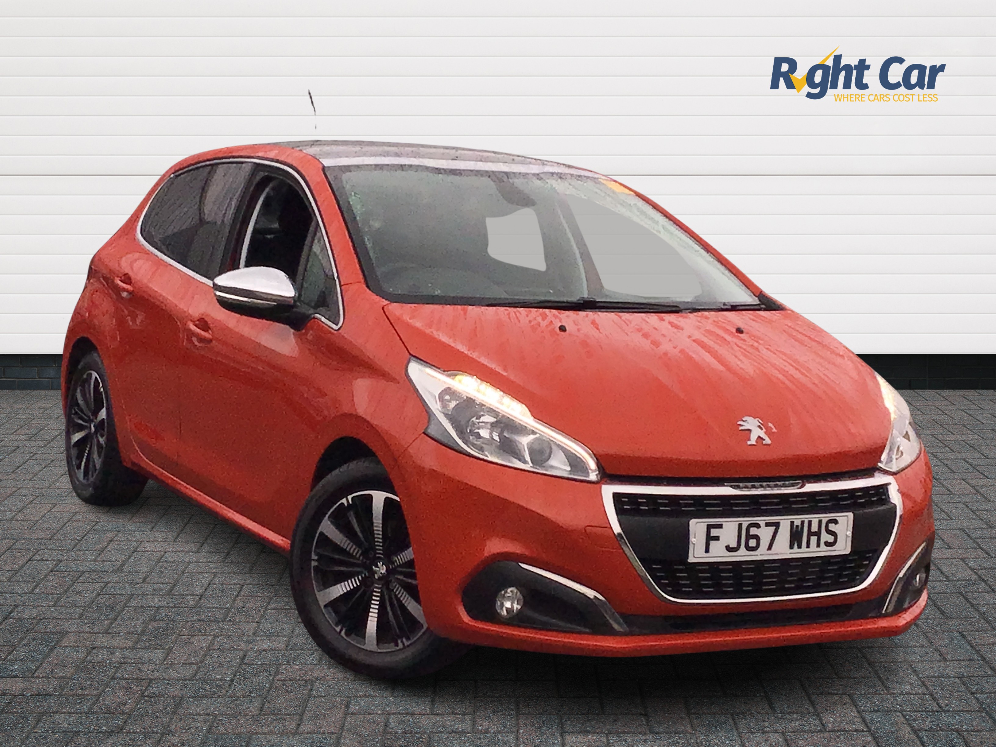 Main listing image - Peugeot 208