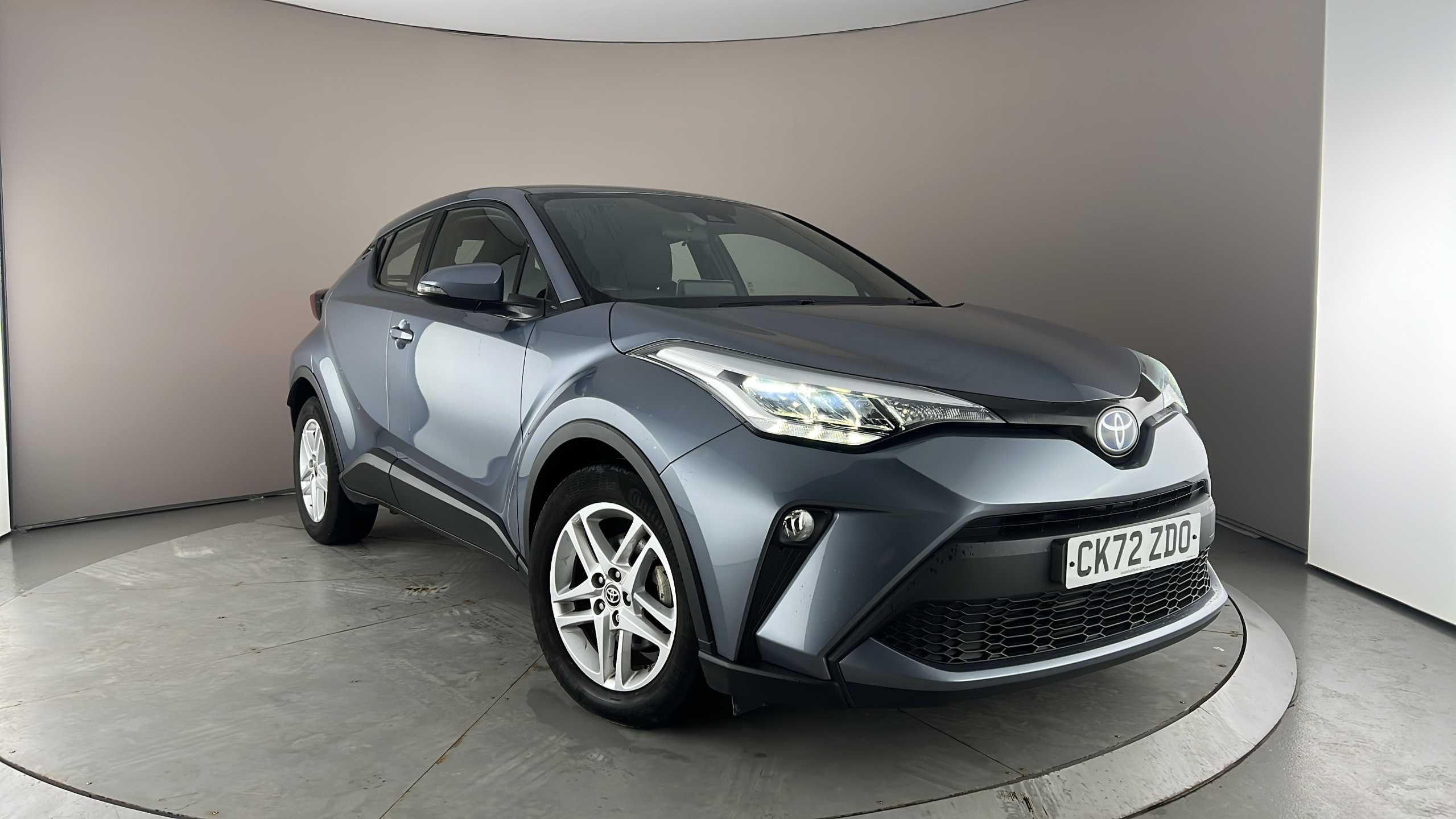 Main listing image - Toyota C-HR