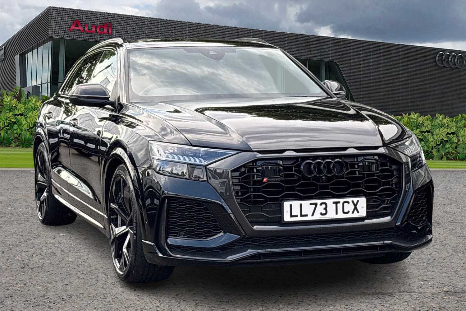 Main listing image - Audi RS Q8