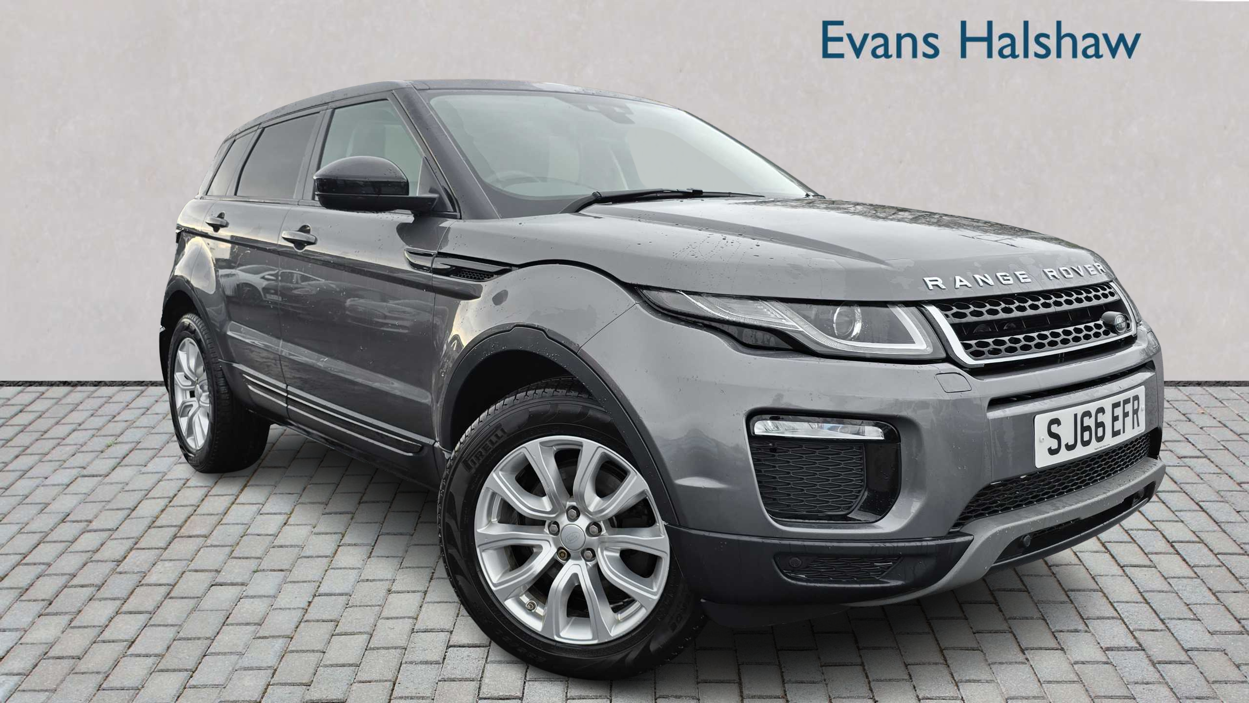 Main listing image - Land Rover Range Rover Evoque
