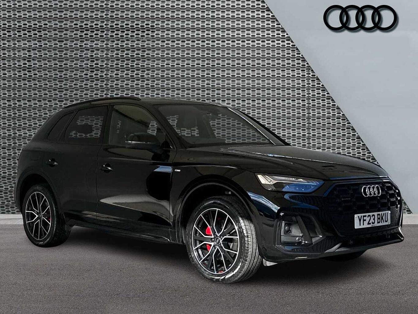 Main listing image - Audi Q5