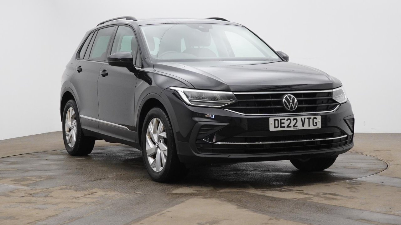 Main listing image - Volkswagen Tiguan