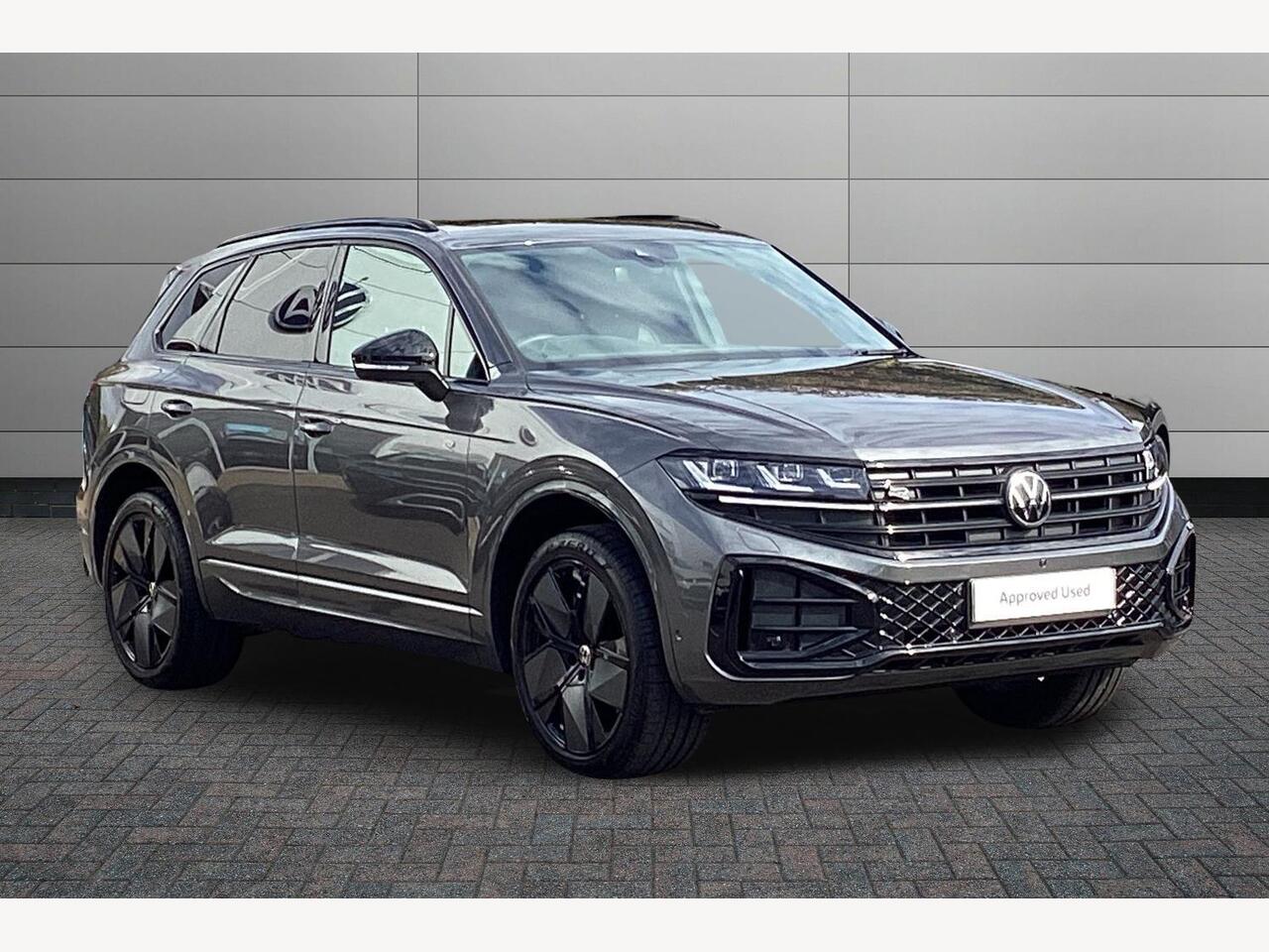 Main listing image - Volkswagen Touareg