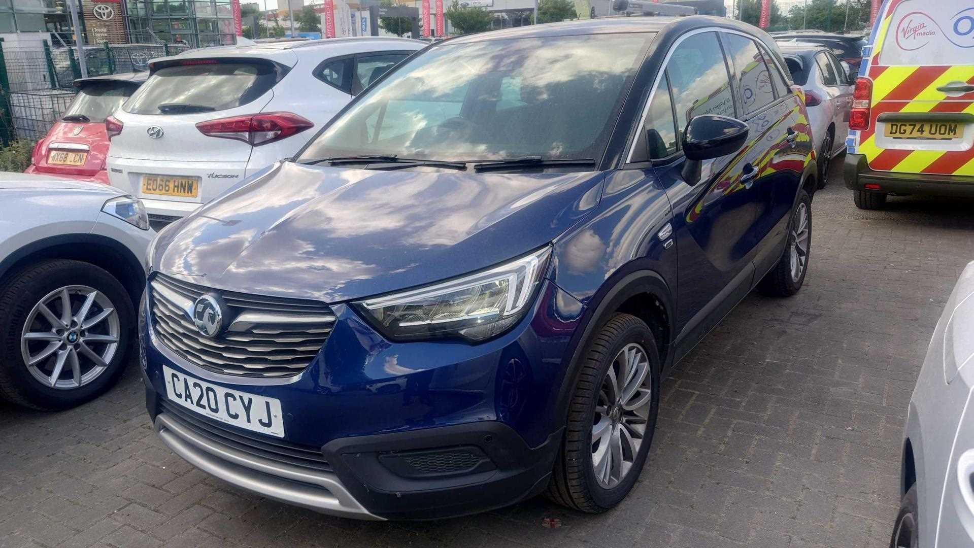 Main listing image - Vauxhall Crossland X