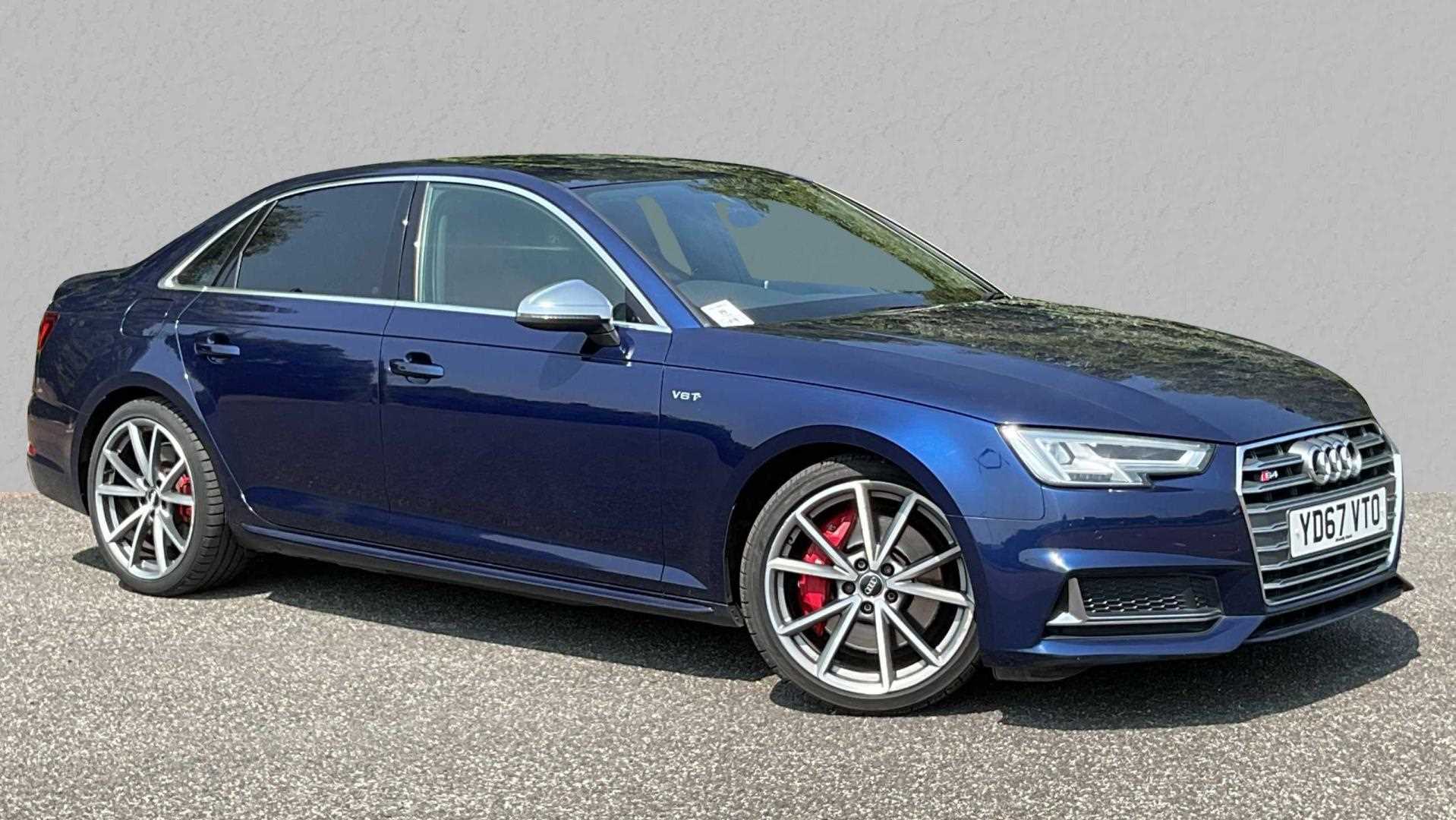 Main listing image - Audi S4