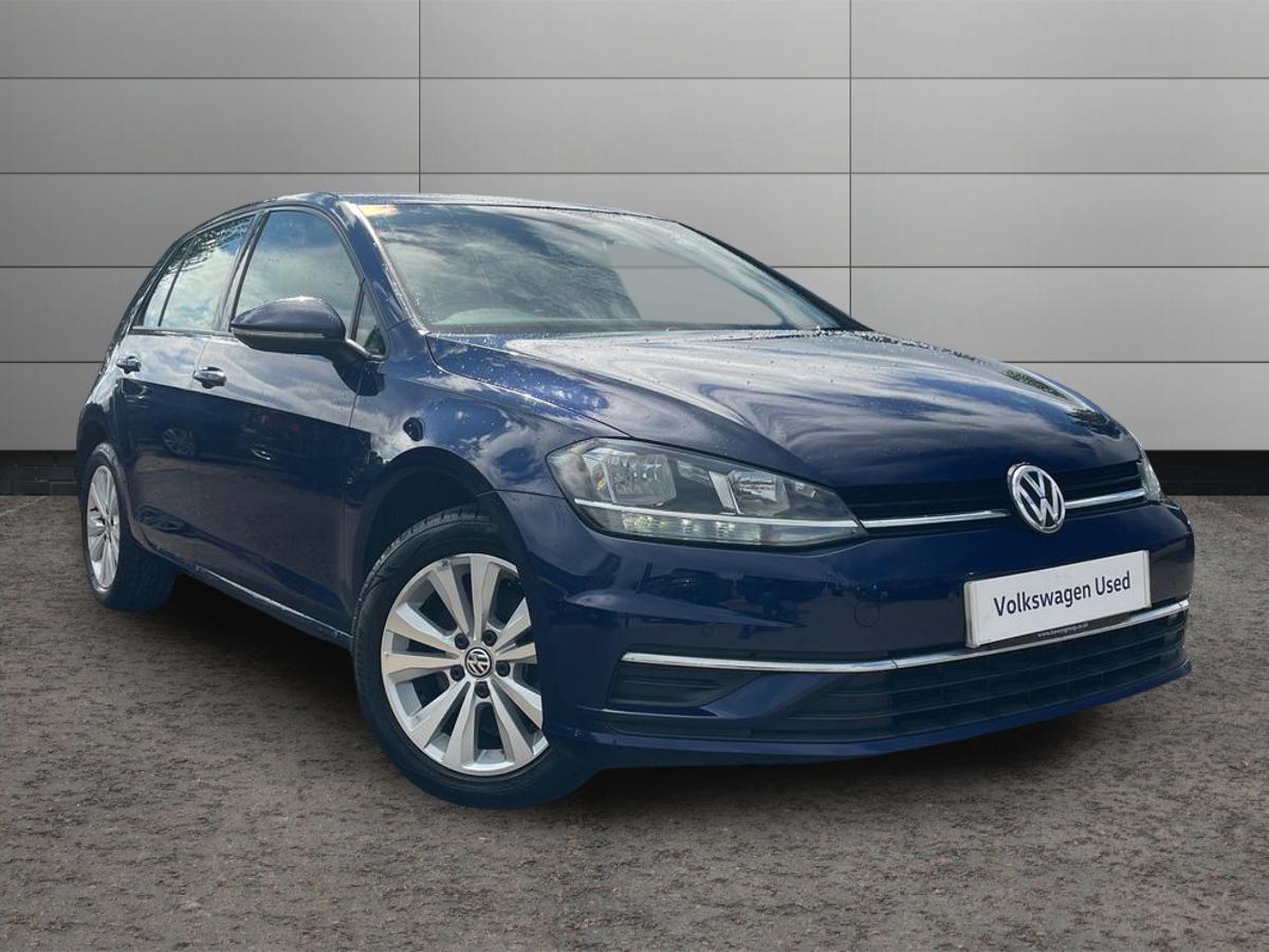 Main listing image - Volkswagen Golf