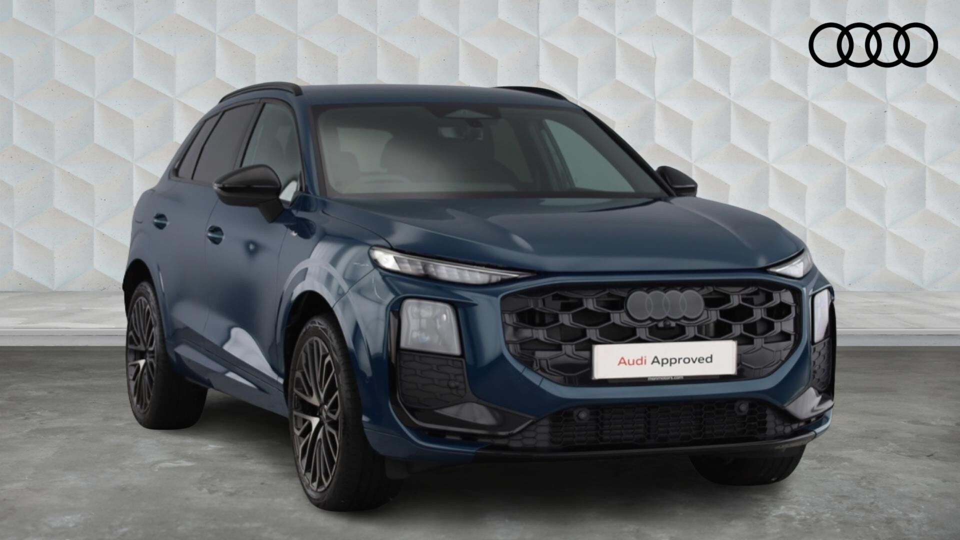 Main listing image - Audi Q3