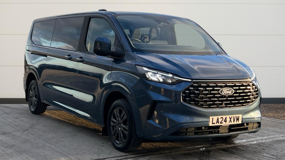 Main listing image - Ford Tourneo Custom