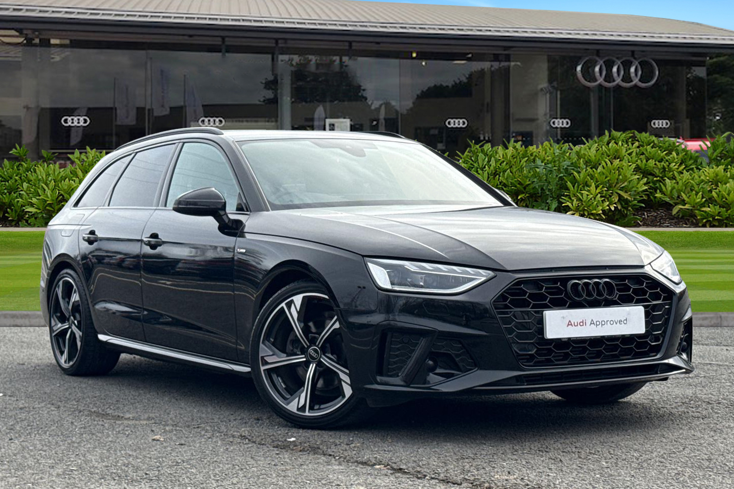 Main listing image - Audi A4 Avant